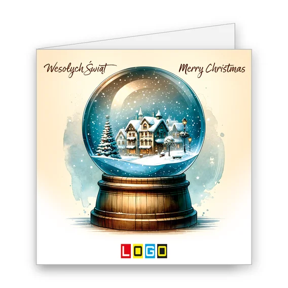 Kula śnieżna z kamieniczkami i choinką na brązowej podstawie, beżowe tło, u góry napisy „Wesołych Świąt” i „Merry Christmas”