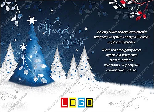 Nocny las białych choinek w niebieskie kropki z jednym większym drzewkiem w błękicie i napisem Wesołych Świąt