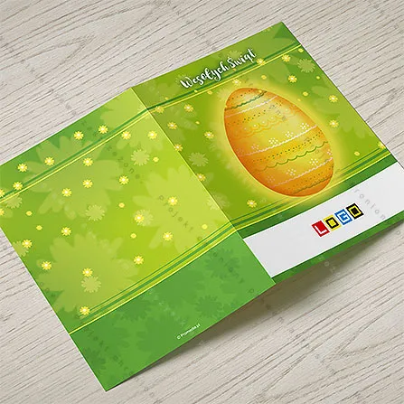 Wnętrze rozłożonego karnetu z wolną stroną na życzenia od firmy i logo